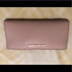Micheal Kors Jet Set Bifold Wallet